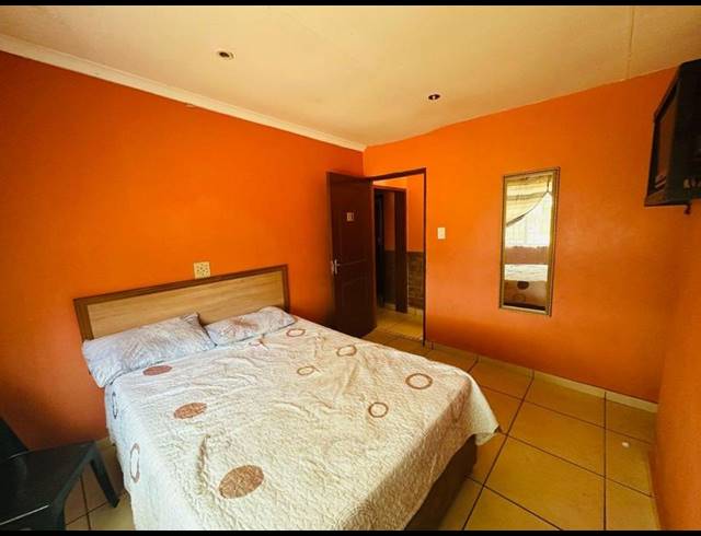 10 BEDROOM HOUSE FOR SALE IN DELVILLE